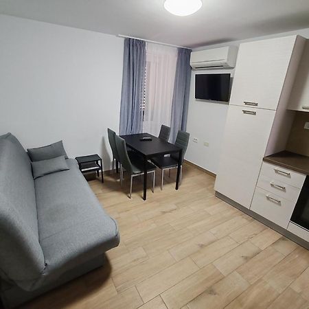 Apartments Lina Koper Luaran gambar